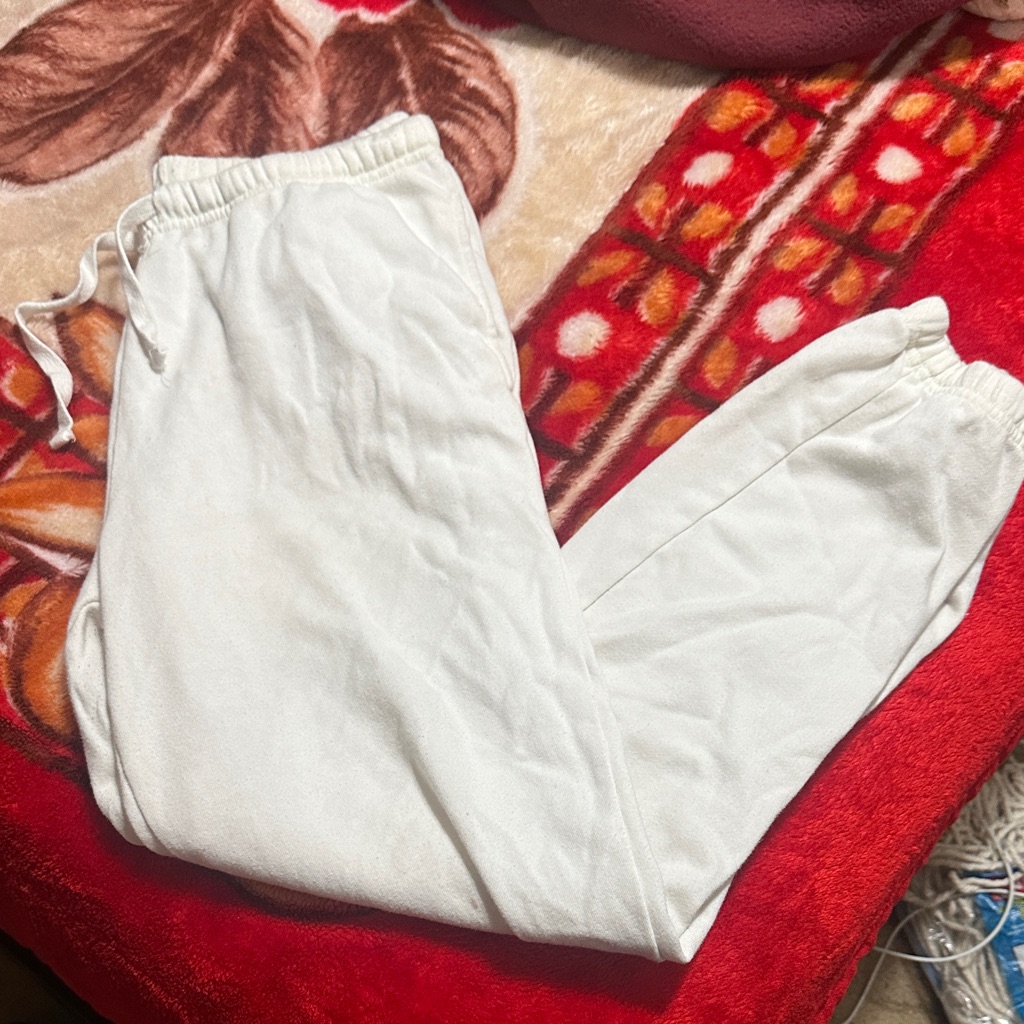 White Womens Cuffed Sweatpants